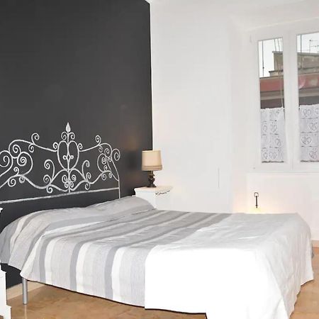 Cosy Apartment - 5 Minutes Walk From Colosseum Esterno foto